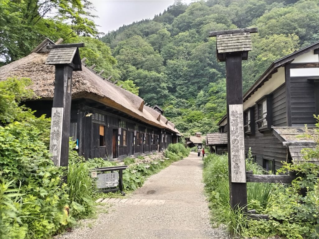 鶴の湯温泉の外見